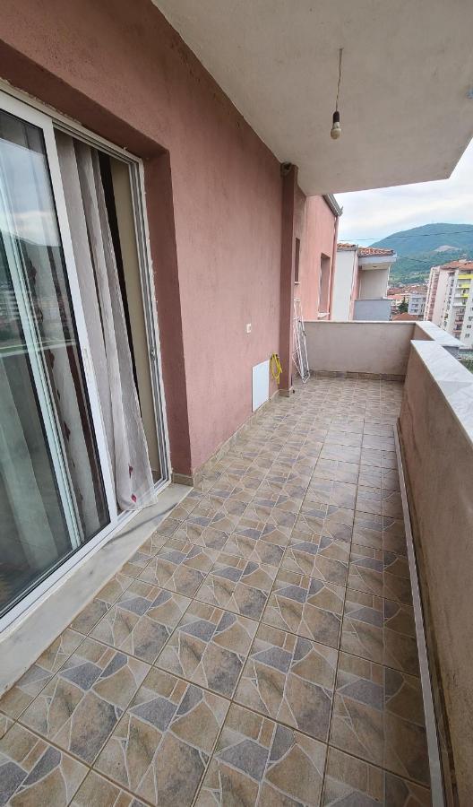 Lucky'S Apartment, A Place To Be Pogradec Exterior photo